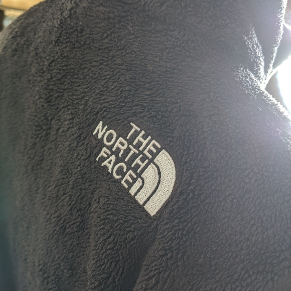 The North Face Black Fuzzy Fleece ¼ Zip Pullover - Picture 2 of 4